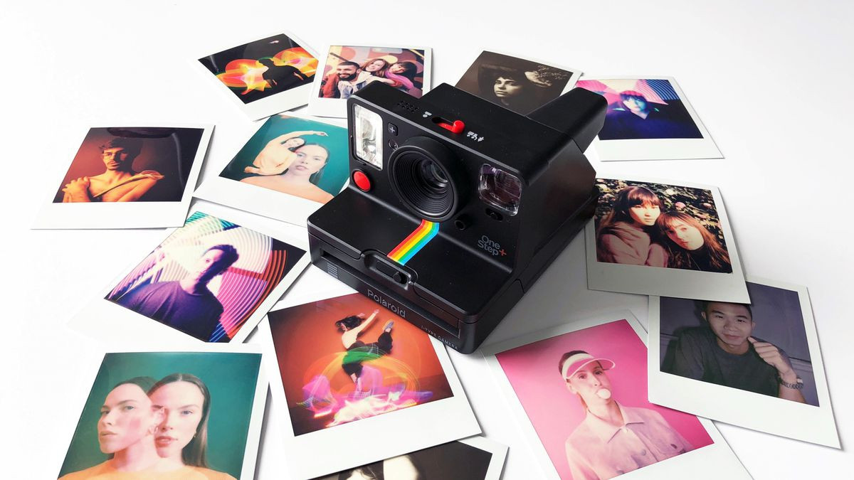Polaroid OneStep + оснащений подвійною оптичною системою - фото 1