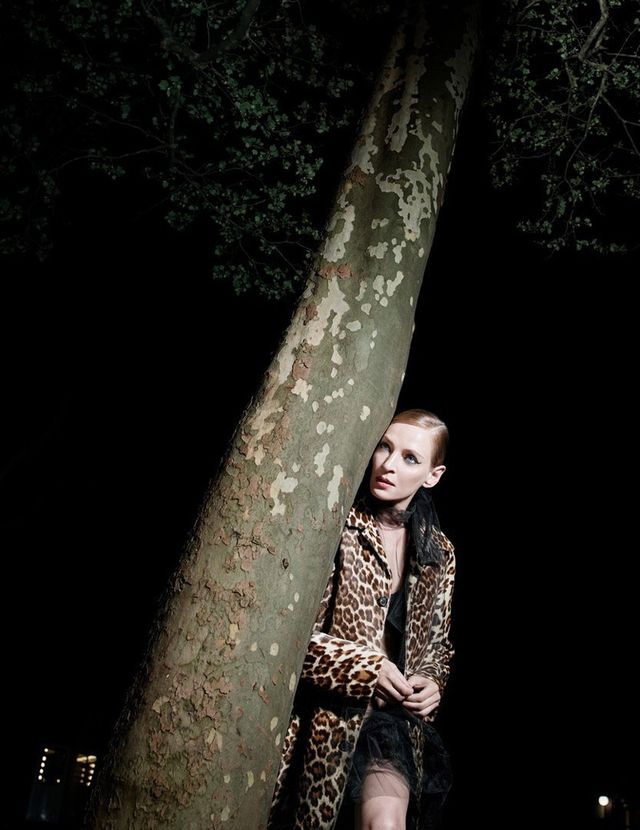 Ума Турман знялася оголеною для журналу Love - фото 276574