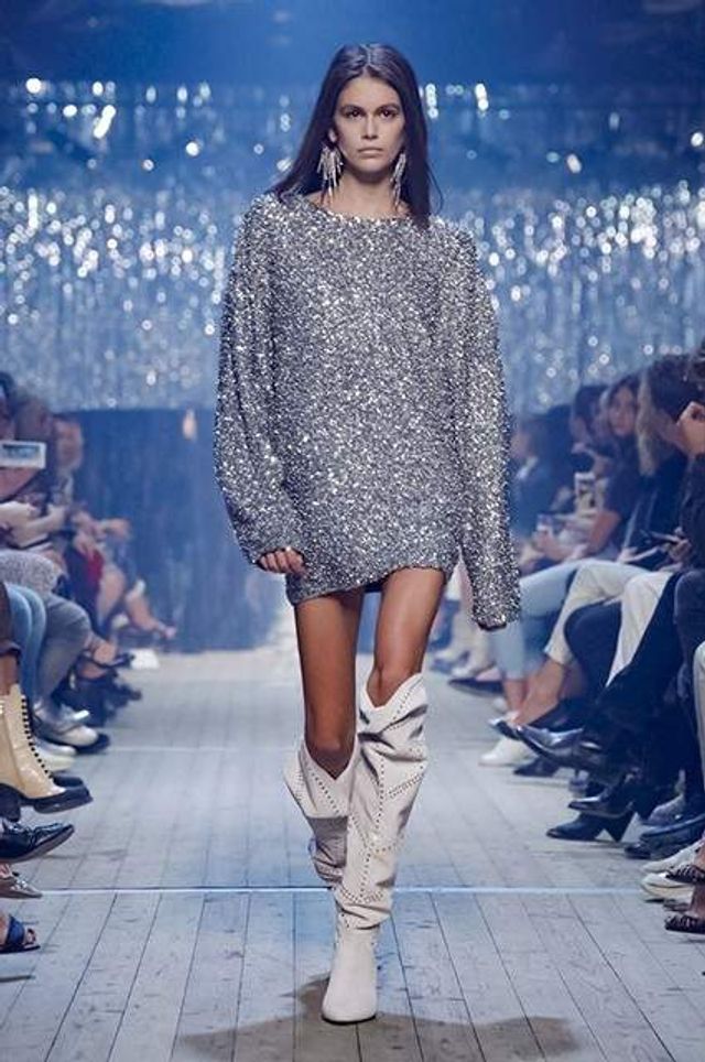 17-річна донька Сінді Кроуфорд похвалилася стрункими ногами - фото 279119