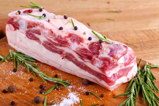 Чому потрібно регулярно їсти українське сало - фото 274577