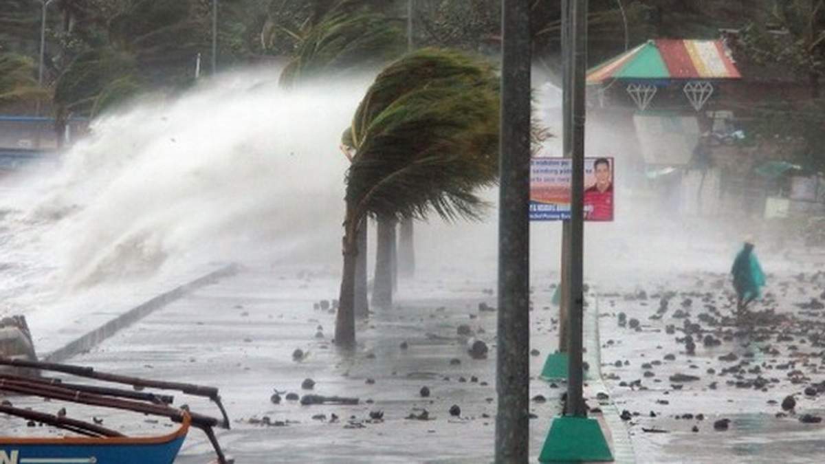 Тайфун Мангхут - фото 1