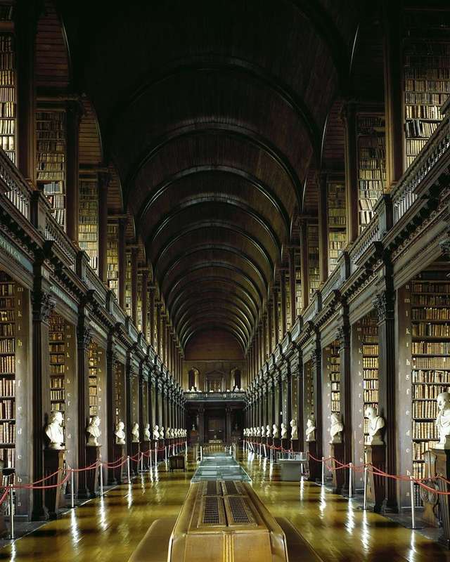 Trinity College Library, Dublin, Ireland - фото 278667