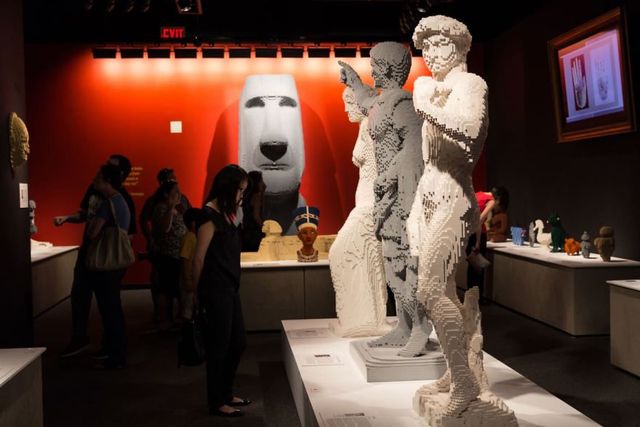 Скульптури з Lego, які підірвуть уяву - фото 273960