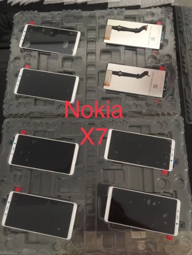 Nokia X7 буде без моноброви - фото 276038