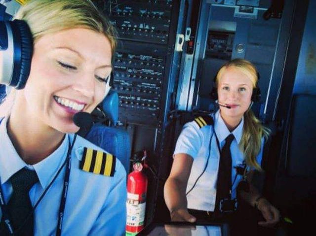 Дівчата-пілоти зі Швеції підкорили мережу- фото 276835