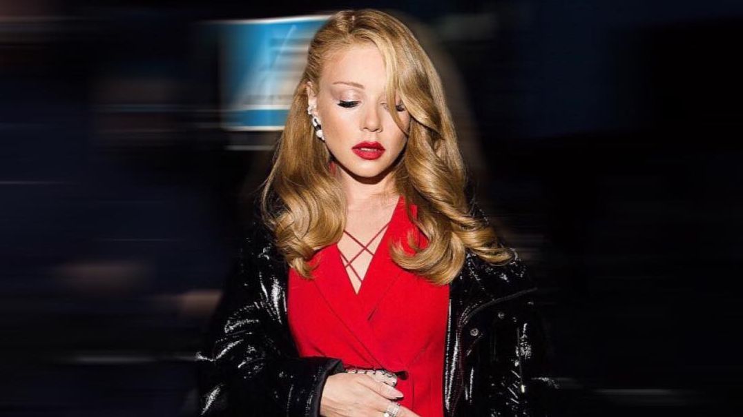 Тіна Кароль зворушила шанувальників виконанням пісні Скрябіна: відео