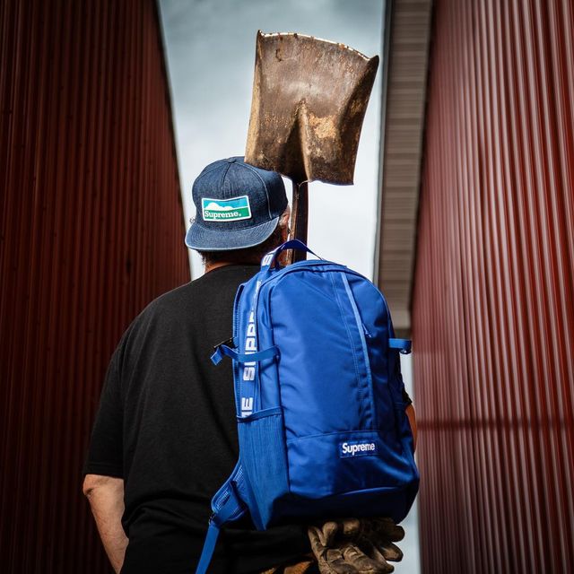 Фермери потролили бренд Supreme - фото 274152