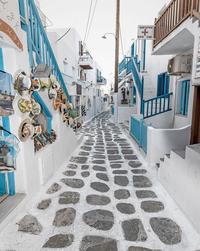 Алтуг Галіп ділиться фото своїх подорожей - фото 278394