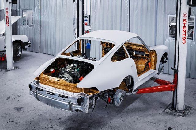 Porsche 911 (993) Turbo S, також відомий як Projecr Gold - фото 285553