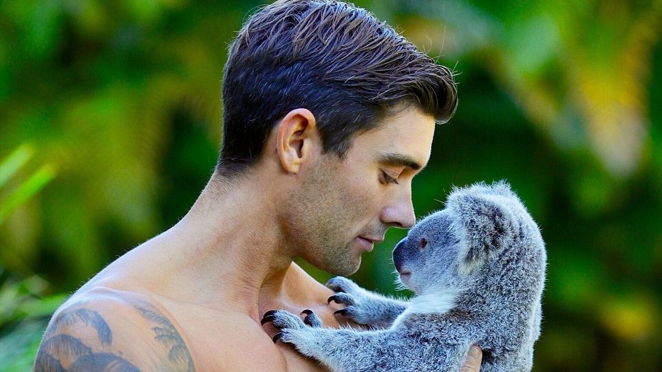 Австралійські пожежні знялися в гарячій фотосесії