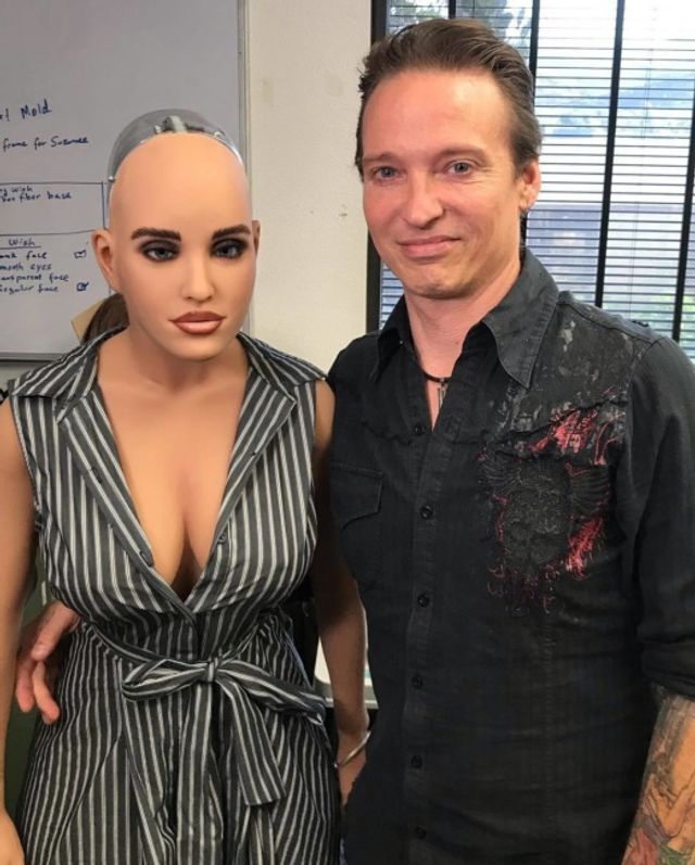 Режисер Джиммі Міхель - автор експерименту - фото 283769