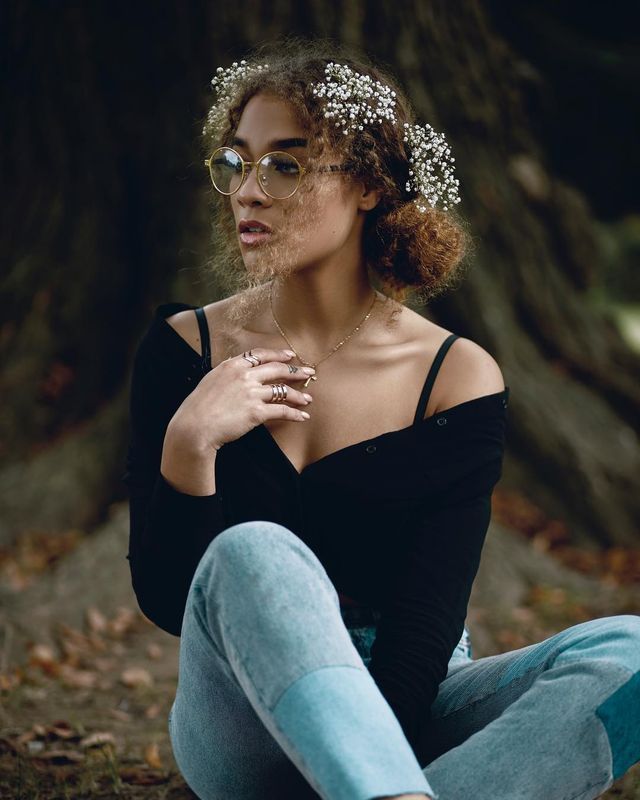 Спокусливі дівчата на вулицях - фото 279788