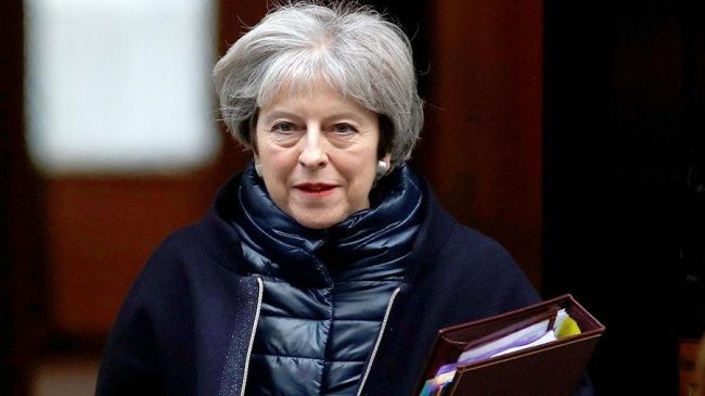 Мережу заполонили ролики з танцюючою під різні пісні Терезою Мей