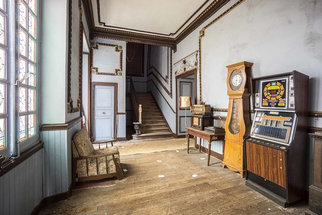 Залишені будівлі світу, в яких вирує життя - фото 281161