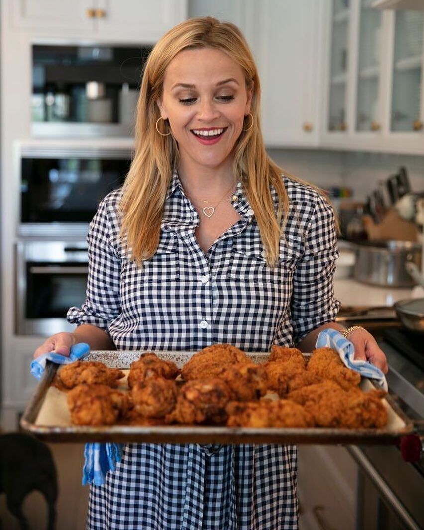 Таке буває: Різ Візерспун розповіла про кулінарні вибухи