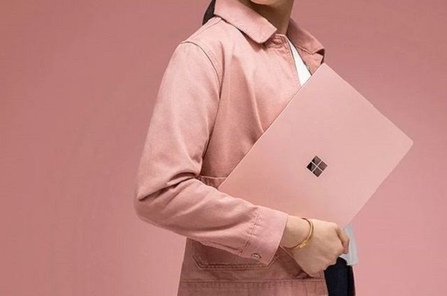 Microsoft показав ексклюзивний колір для ноутбука Surface Laptop 2