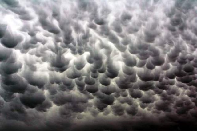 Незвичайні хмари, які точно варто сфотографувати- фото 280363