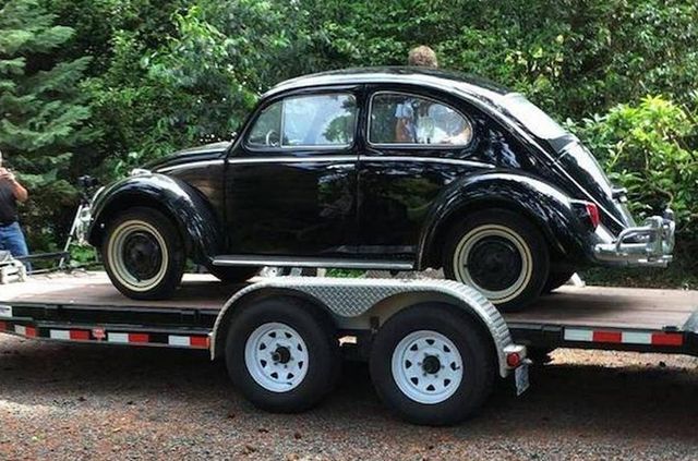 54-річного 'Жука' виставили на продаж за мільйон доларів - фото 281175