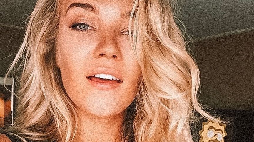 Модель plus-size показала, як ідеально відфотошопити своє тіло