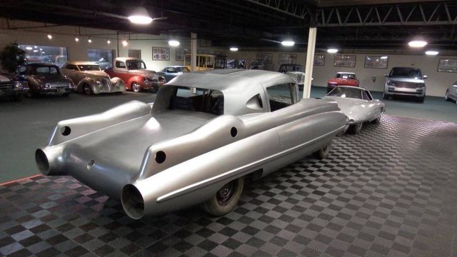 На продаж виставлено унікальний концепткар 50-х років- фото 280721