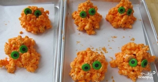 Монстри з попкорну на Хелловін - фото 285914