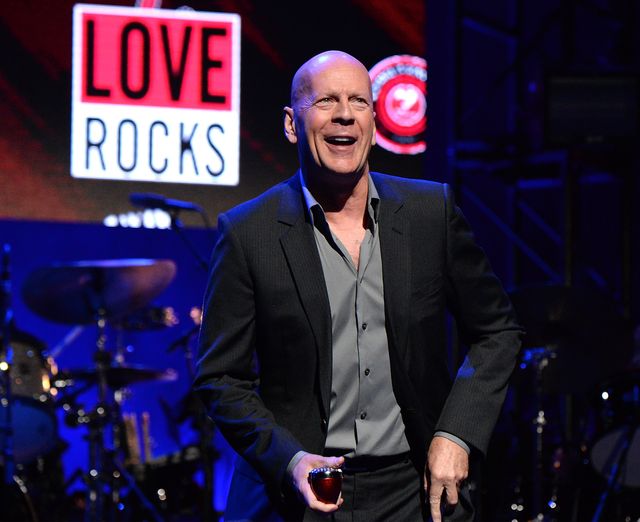 Брюс Вілліс заїкався в молодших класах - фото 283122