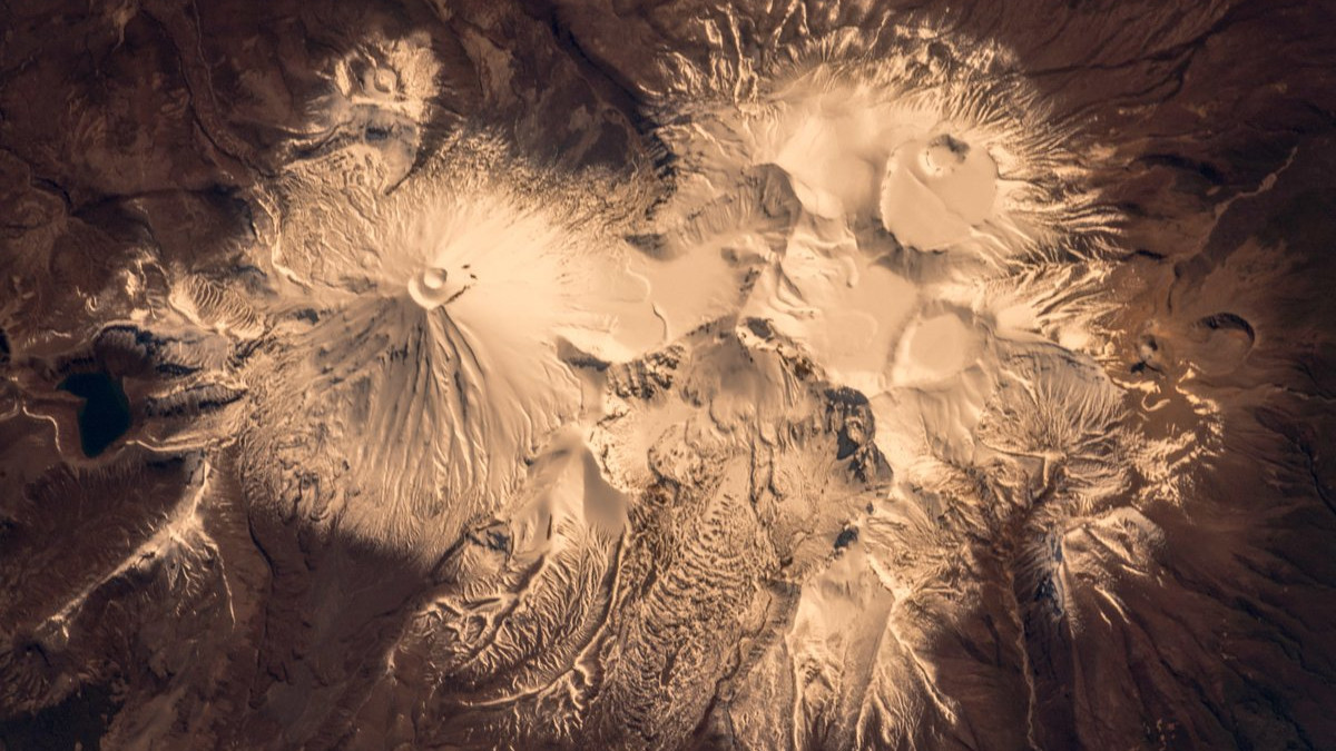 Вулкан Руапеху з орбіти - фото 1