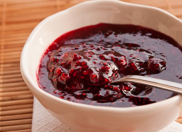 Варення з малини може підвищити температуру - фото 281730