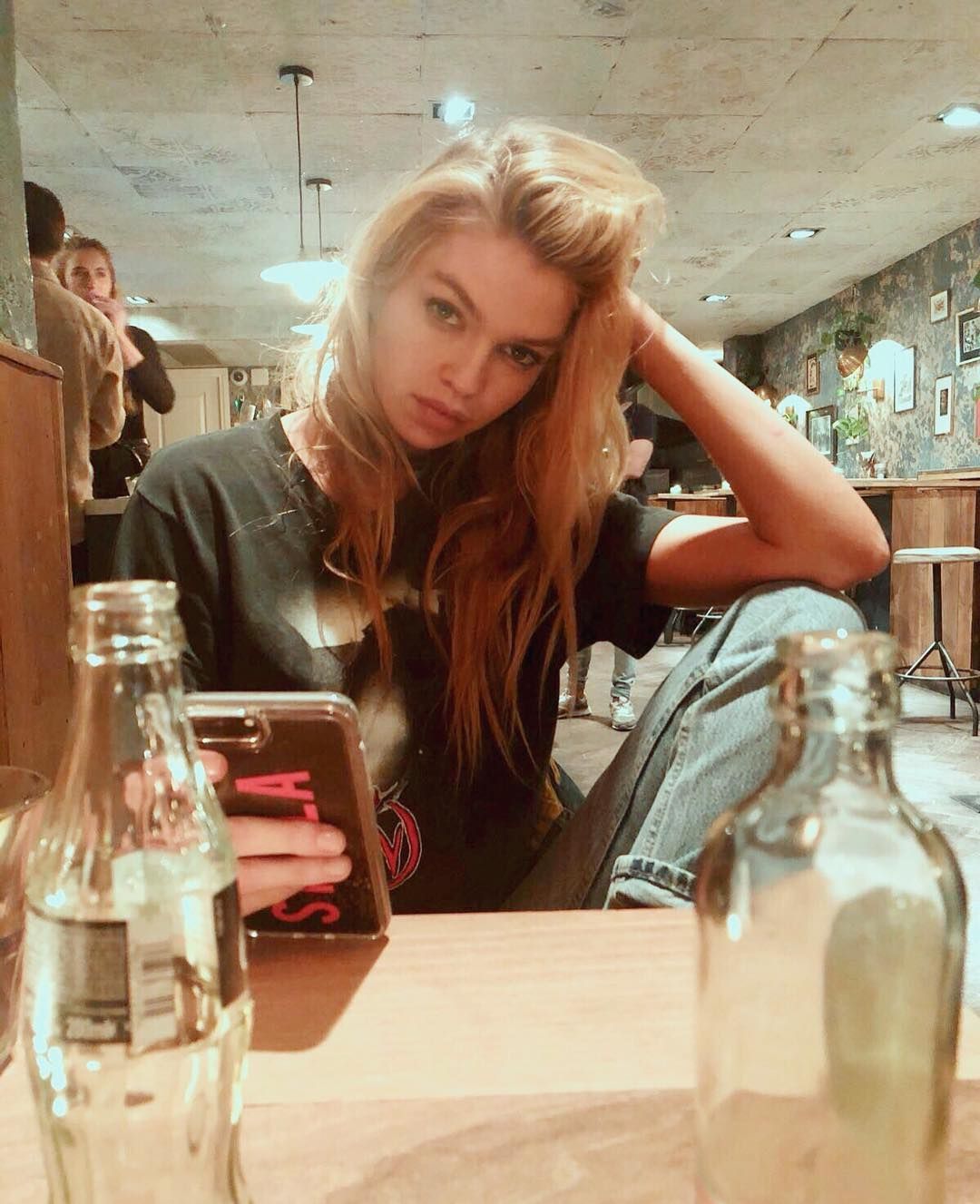 Ангел Victoria's Secret знялась лише у піджаку: фотофакт