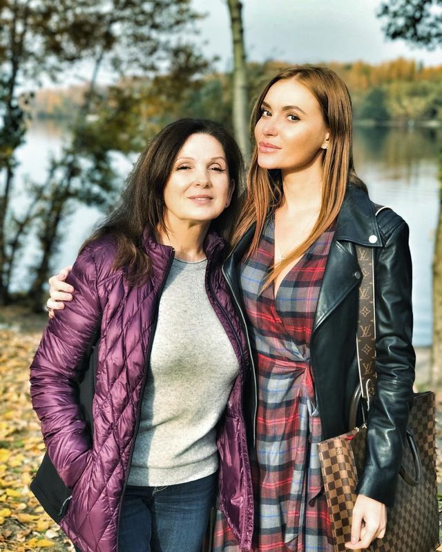 Слава Камінська виклала фото зі своєю свекрухою - фото 285119