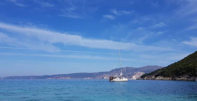 Так виглядає одне з мальовничих сіл Греції - фото 283757