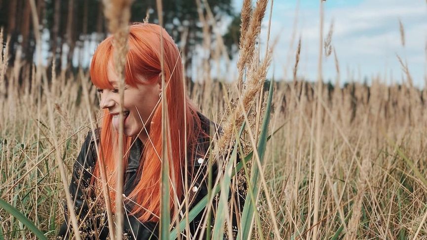 Тарабарова показала селфі без макіяжу