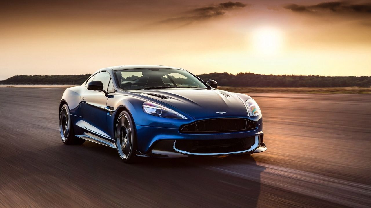 Старий Aston Martin Vanquish може повернутися на ринок
