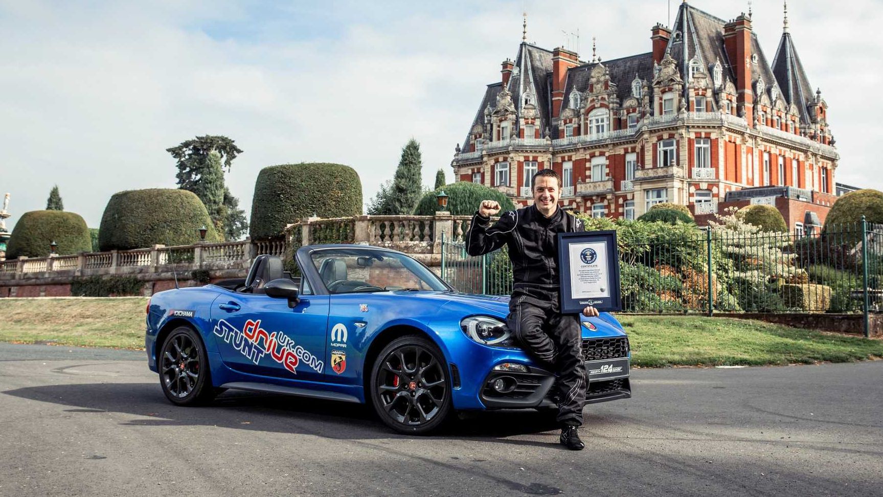 Родстер Abarth 124 встановив рекорд Гіннеса