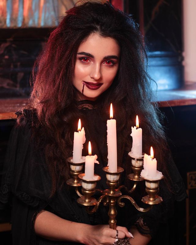 Аня Трінчер підготувалася до Хеловіну - фото 285128