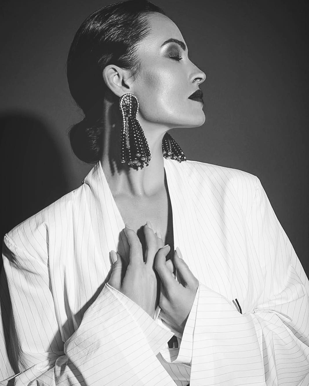 Даша Астаф'єва – Фетиш: дивитись кліп онлайн - фото 1