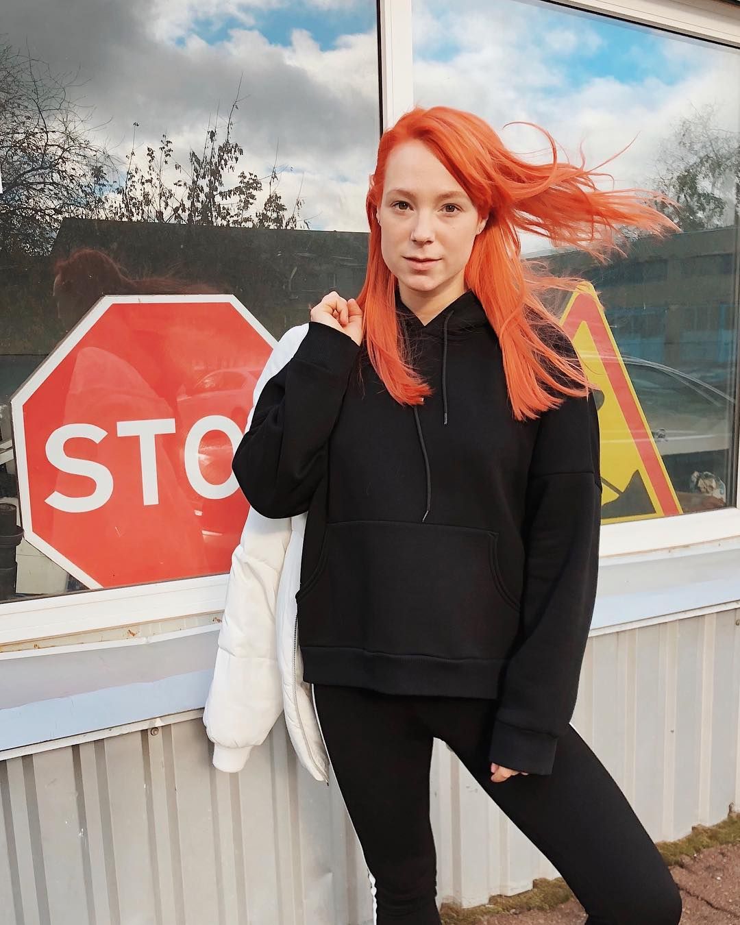 Світлана Тарабарова показала, як гуляє з синочком