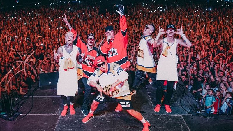 MOZGI – Полюбэ: шалений кліп Потапа і Ко, який змусить вас танцювати