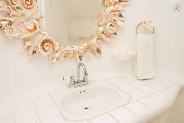 Цей казковий будинок схожий на мушлю - фото 285343