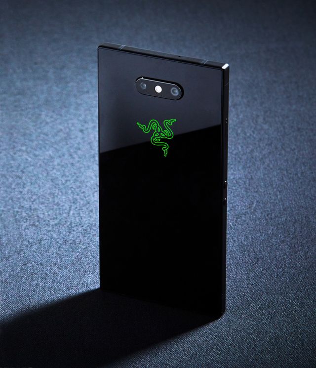 Razer Phone 2 - фото 281606