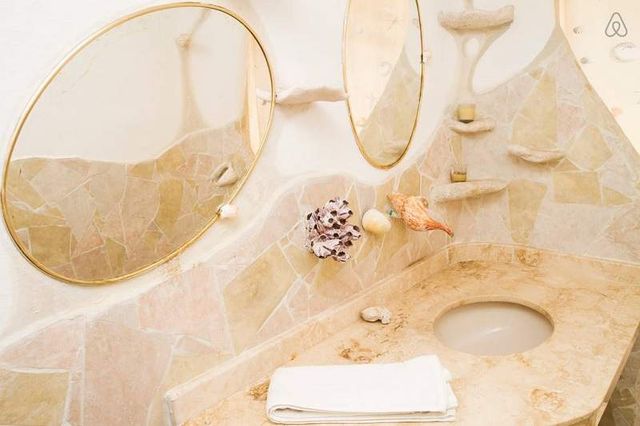 Цей казковий будинок схожий на мушлю - фото 285350