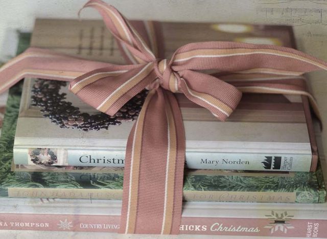 Книги - чудова ідея подарунку вчителям - фото 279682