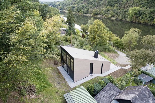 Затишний дім на березі озера - фото 279615