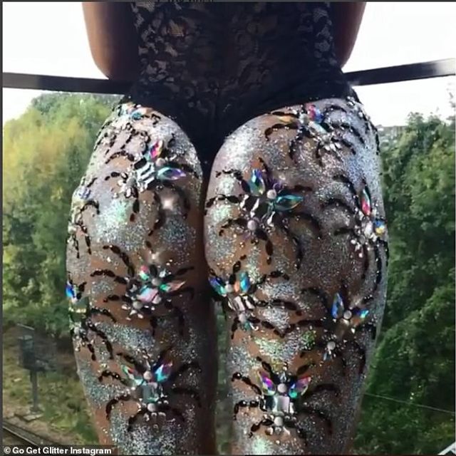 Сідниці у вигляді гарбуза: пікатний тренд знову стає популярним - фото 286165