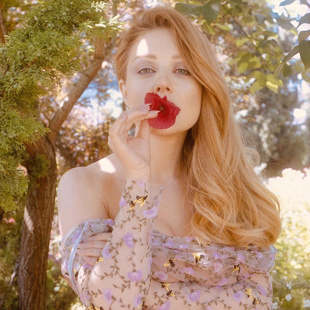 Нове фото Тіни Кароль викликало захват у мережі