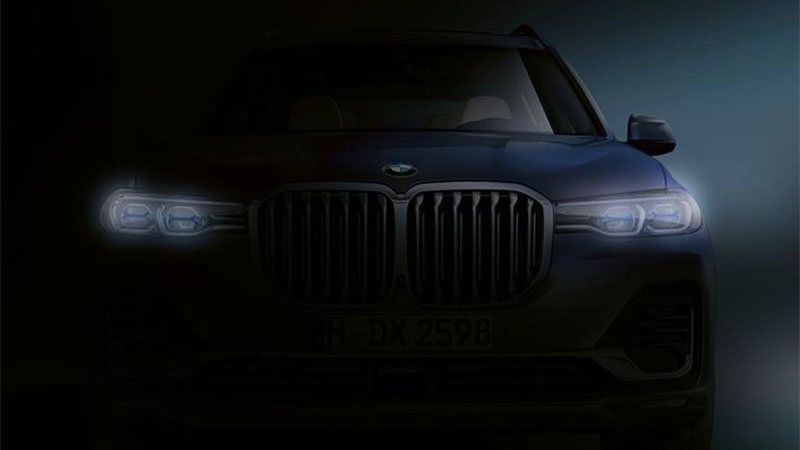 BMW показала тизер нового кросовера X7