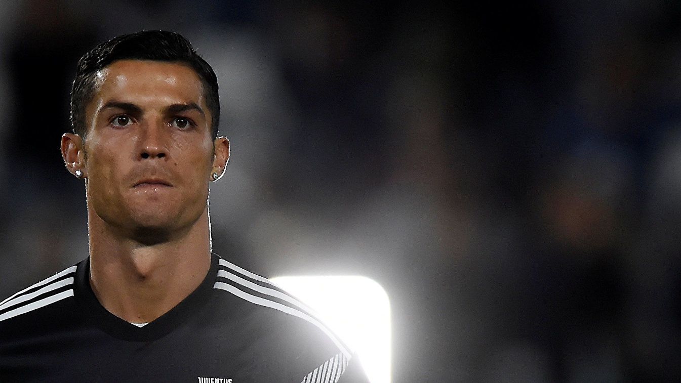 Спонсори Роналду занепокоєні гучним скандалом із моделлю