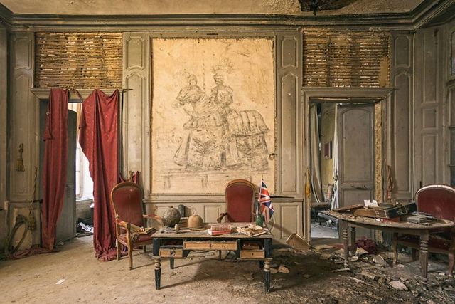 Залишені будівлі світу, в яких вирує життя - фото 281158