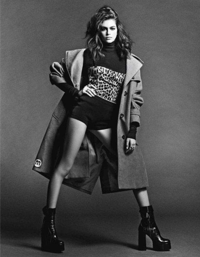 Донька Сінді Кроуфорд знялася у зухвалій фотосесії - фото 285957