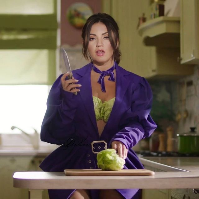 Цибульська розповіла, як збільшити бюст - фото 283695